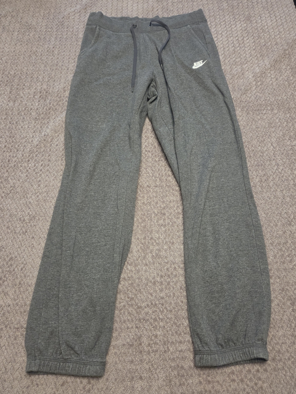 Nike Mens Dark Gray Jogger Sweatpants with White Swoosh